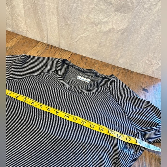 COLUMBIA Gray & black sweater size M - Picture 4 of 7